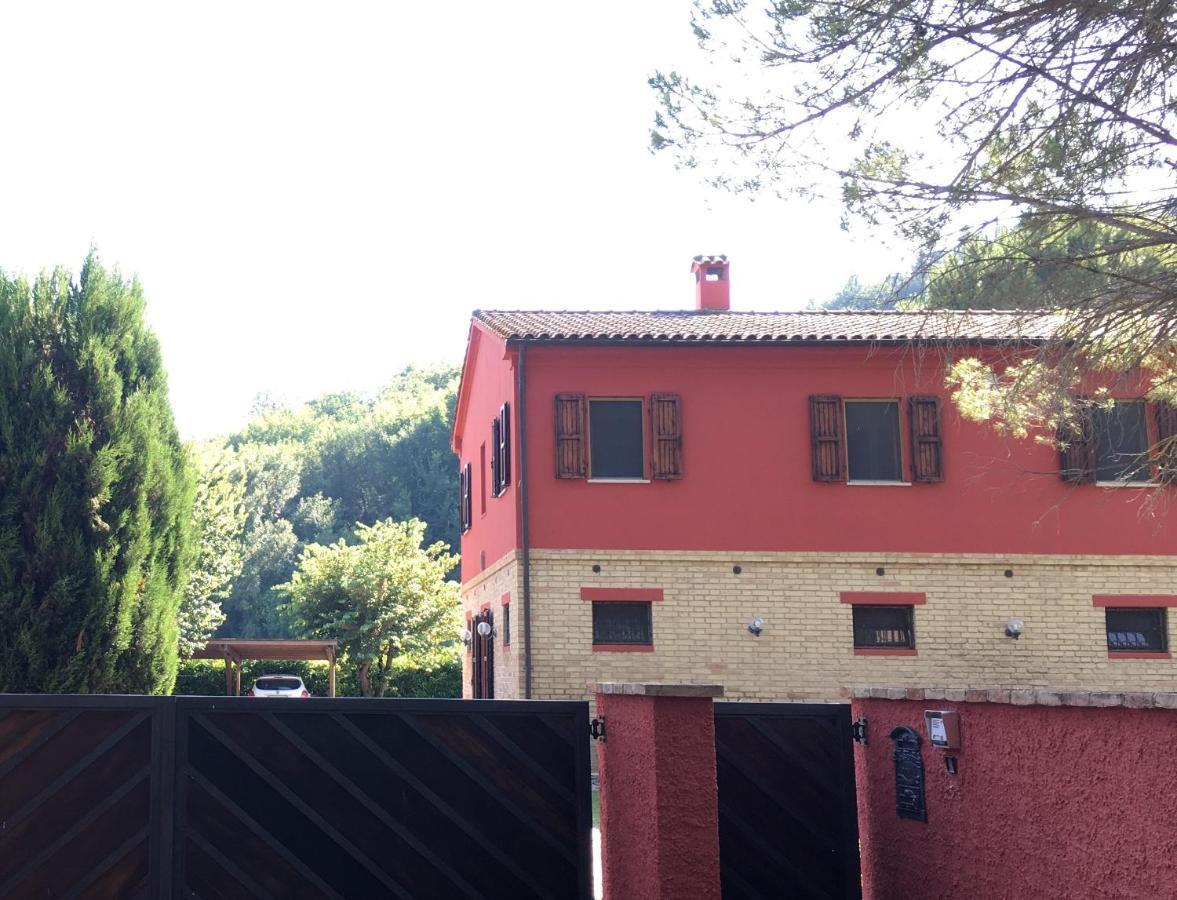 مبيت وإفطار أوزيمو Il Casaletto المظهر الخارجي الصورة